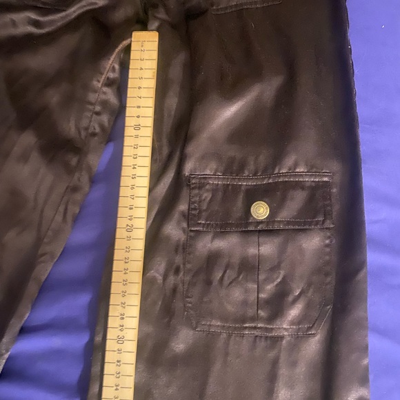 Hot kiss - Picture 5 of 7